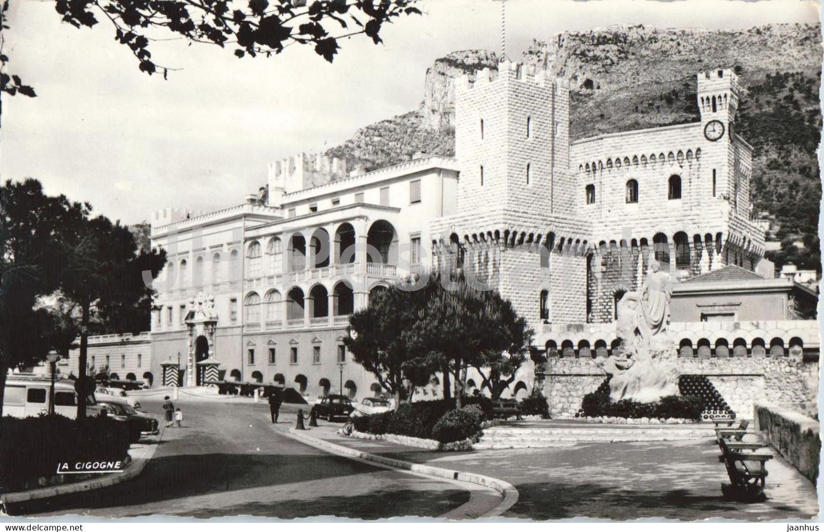 Monaco - Le Palais Princier et le Monument - Prince's Palace - old postcard - Monaco - used - JH Postcards