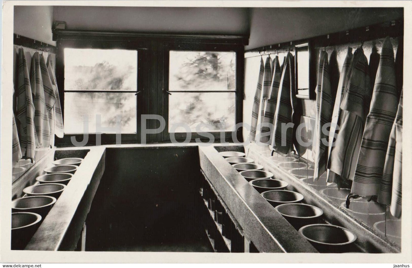 Valkeveen - Gustav Brieglebhuis - Gustav Briegleb House - washroom interior - old postcard - 1950 - Netherlands - used - JH Postcards