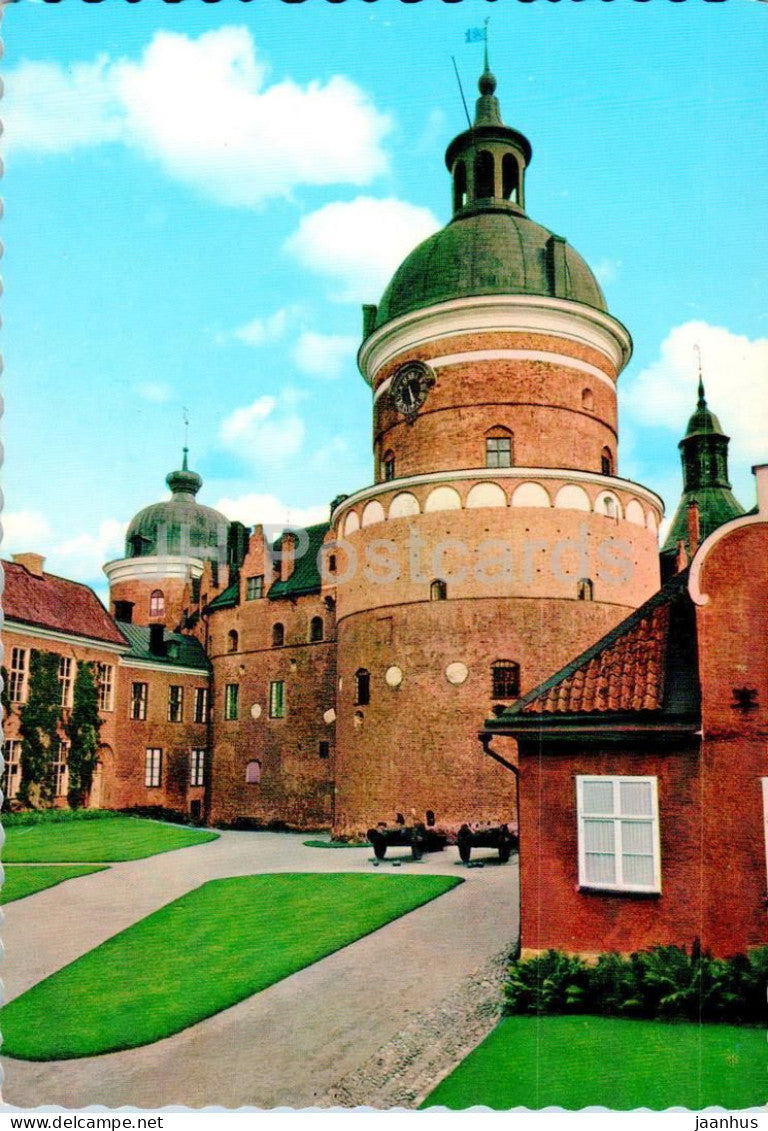 Gripsholm - Ytrre borggarden med Griptornet - Outer castle garden with the Grip tower -  8523 - Sweden - unused - JH Postcards