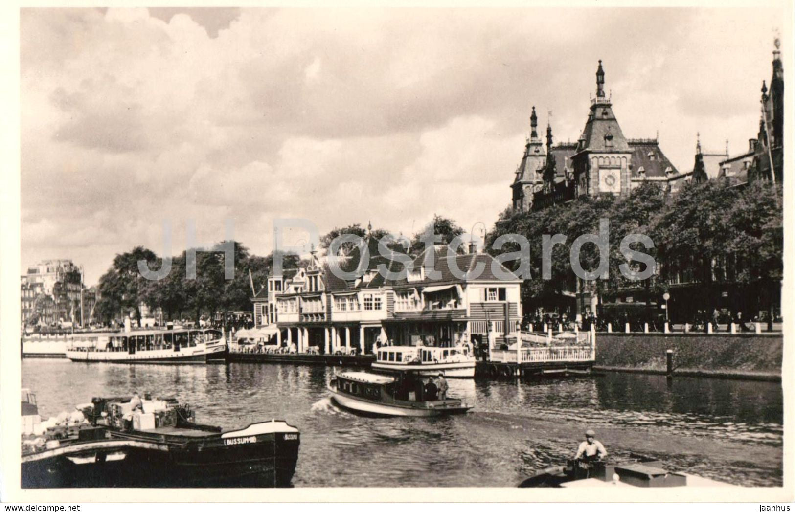 Amsterdam - Centraal Station - Central Station - canal - boats - railway station - old postcard - Netherlands - unused - JH Postcards