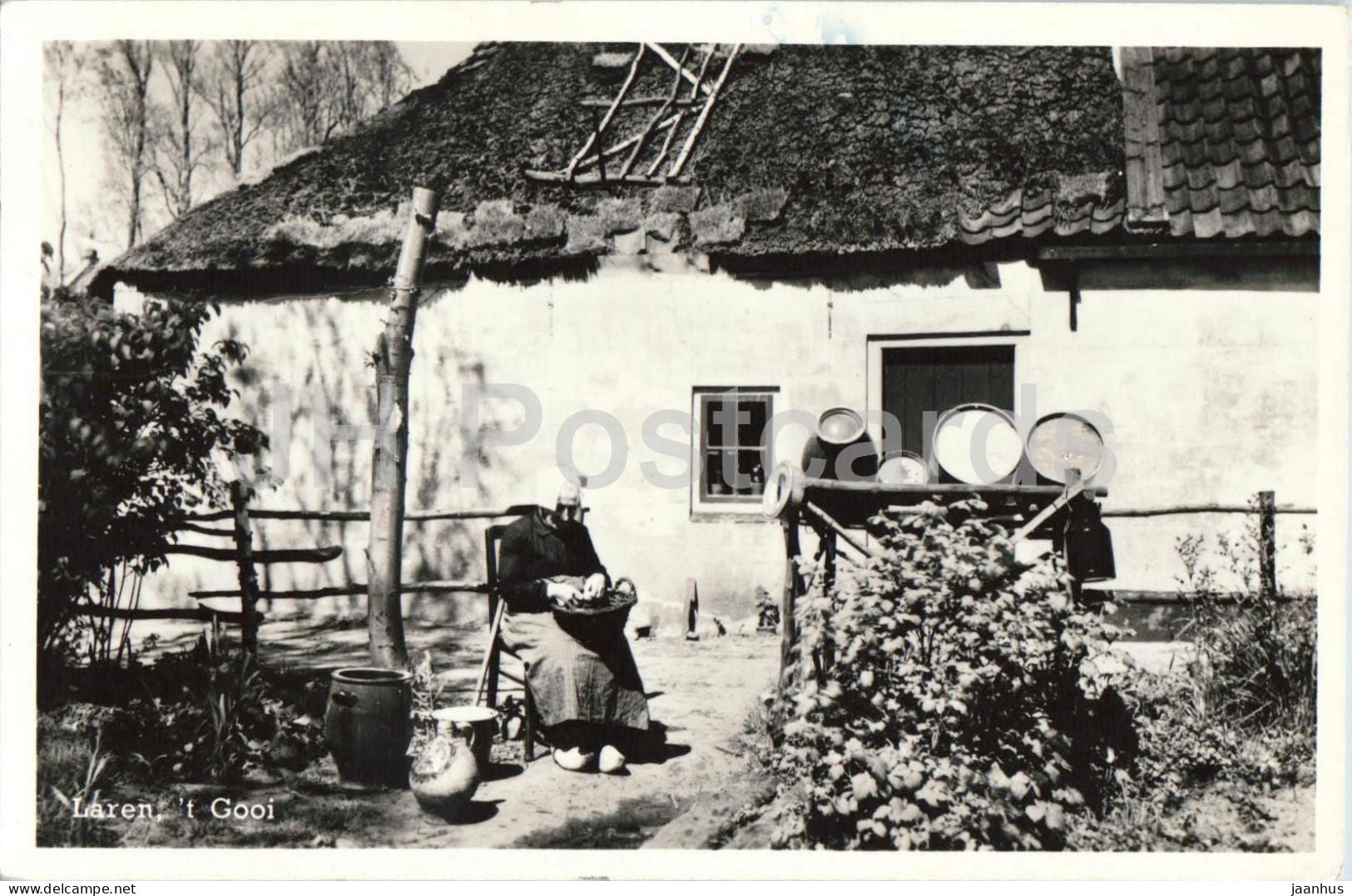 Laren t Gooi - old farmhouse - woman - rural scene - 1953 - Netherlands - used - JH Postcards