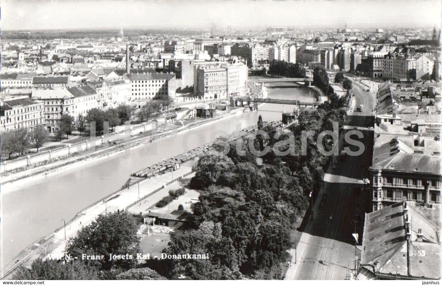 Wien - Vienna - Franz-Josefs Kai - Donaukanal - river - embankment traffic - city view - old postcard - Austria - unused - JH Postcards