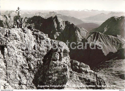 Zugspitze Ostgipfel 2963 m mit Alpenpanorama - 2781 - mountain summit hikers - cross Alps old postcard - Germany - used - JH Postcards