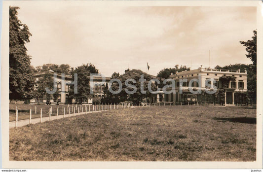 K.K.M.I. Bronbeek Hoofdgebouw en Commandantswoning - Main Building - old postcard - Netherlands - unused - JH Postcards