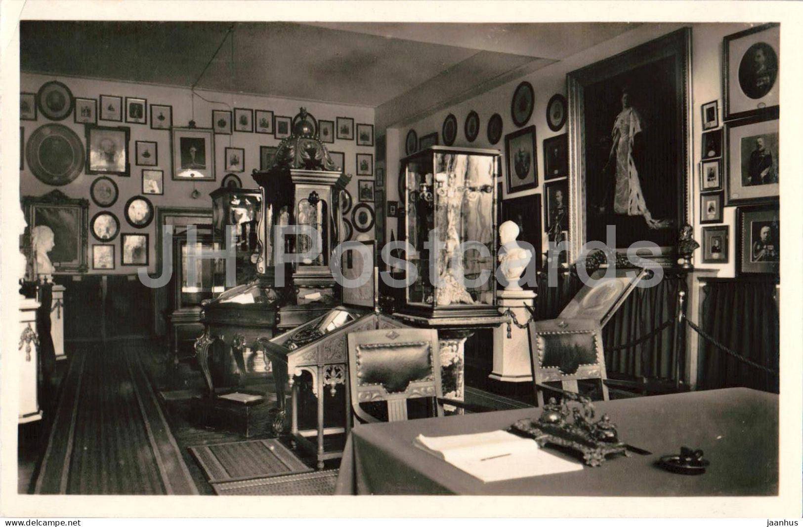 K.K.M.I. Bronbeek Museum Bibliotheek - museum library - interior - old postcard - Netherlands - unused - JH Postcards