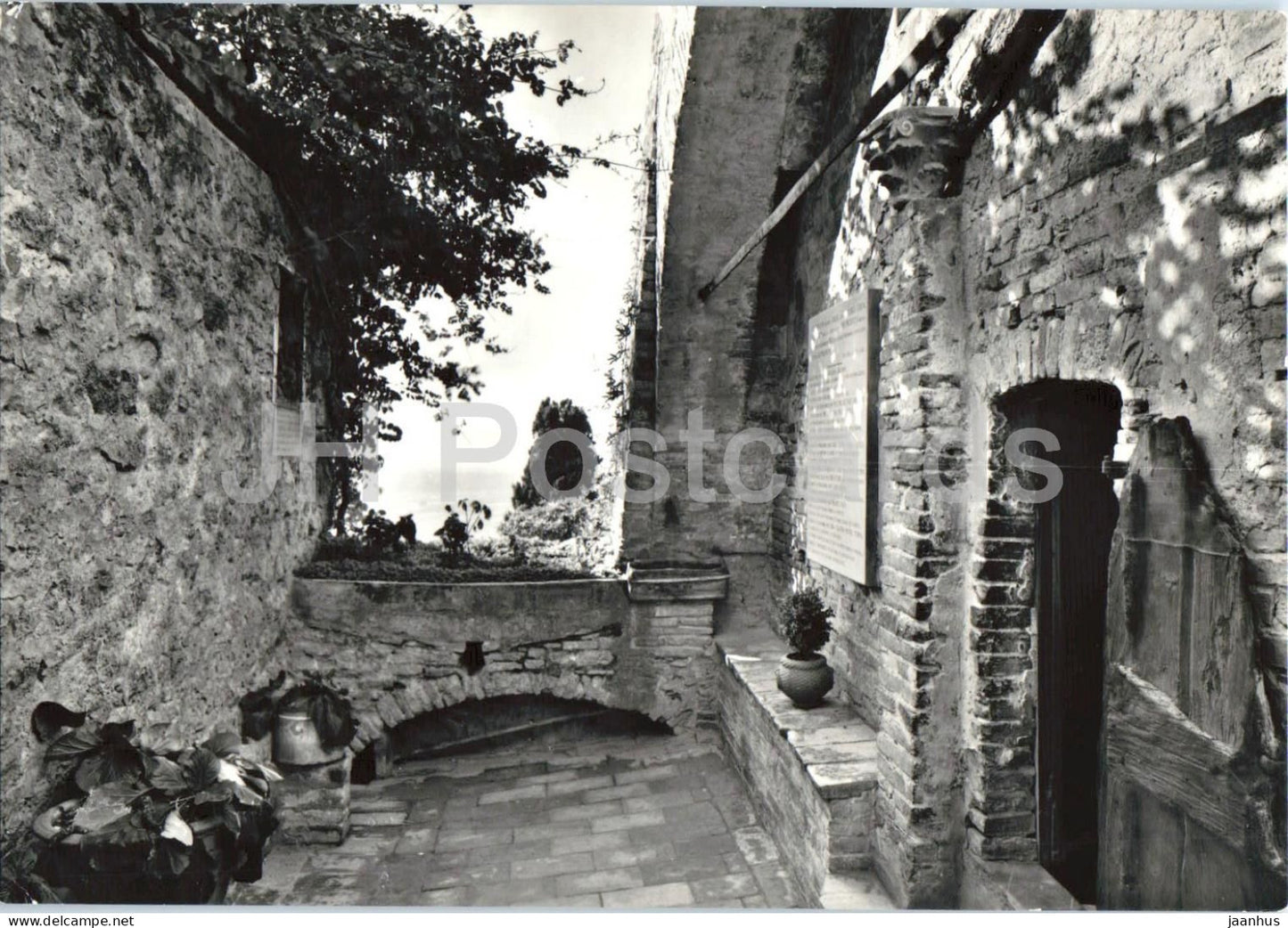 Assisi - Santuario di S. Damiano - Giardinetto di S. Chiara - Sanctuary of St. Damian - old postcard - Italy - unused - JH Postcards
