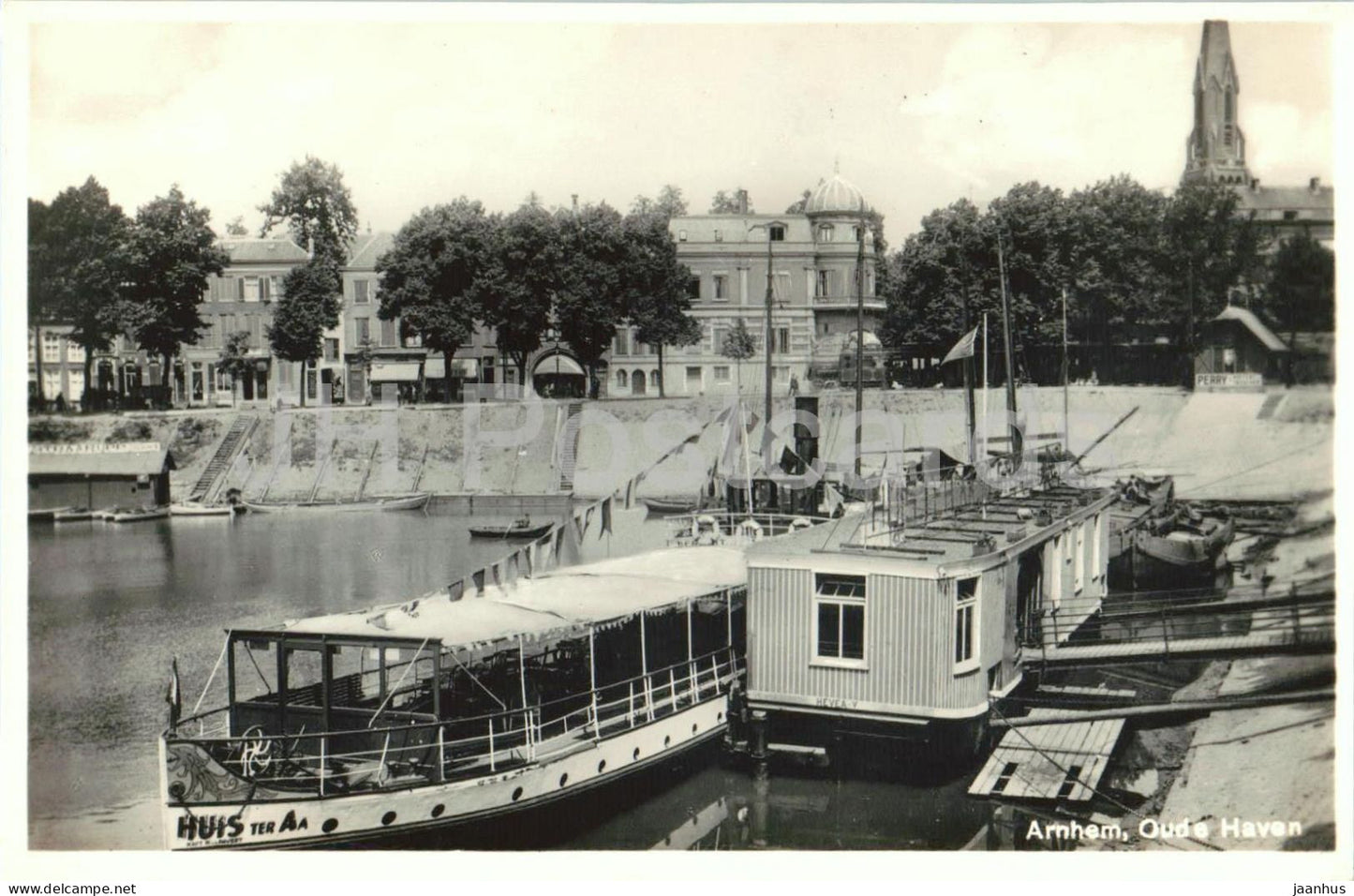 Arnhem Oude Haven - old harbour - boat - waterfront - 552 - old postcard - Netherlands - unused - JH Postcards