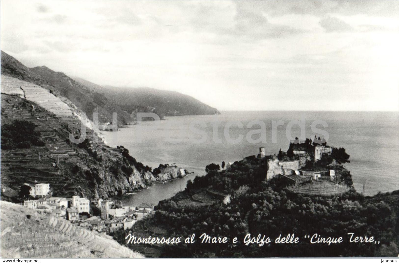 Monterosso al Mare e Golfo delle Cinque Terre - seaside village - Liguria - coastline - old postcard - Italy - unused - JH Postcards