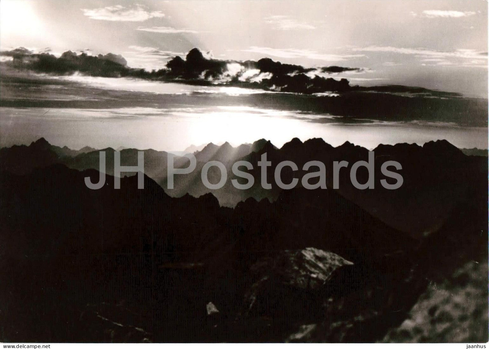 Kleinwalsertal Sonnenaufgang auf dem Widderstein 2535 m - sunrise - mountain peak - old postcard - Austria - unused - JH Postcards