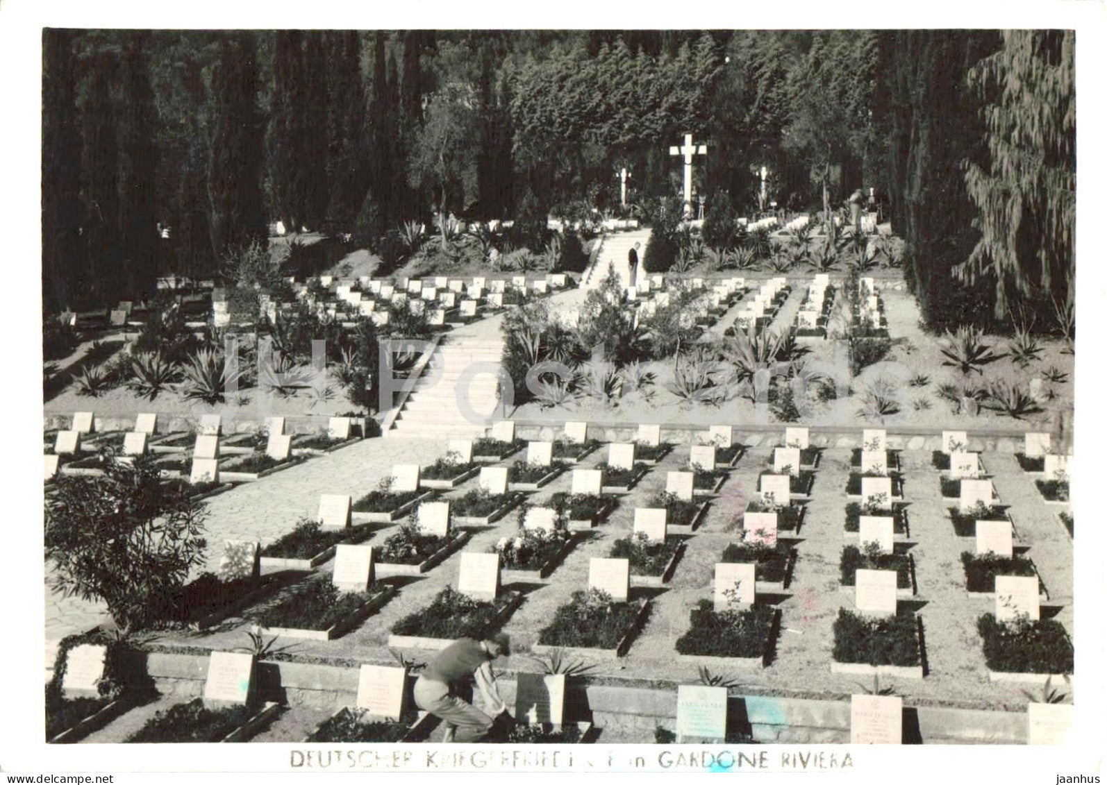 Deutscher Kriegerfriedhof in Gardone Riviera - German War Cemetery - memorial - photo - old postcard - Italy - unused - JH Postcards