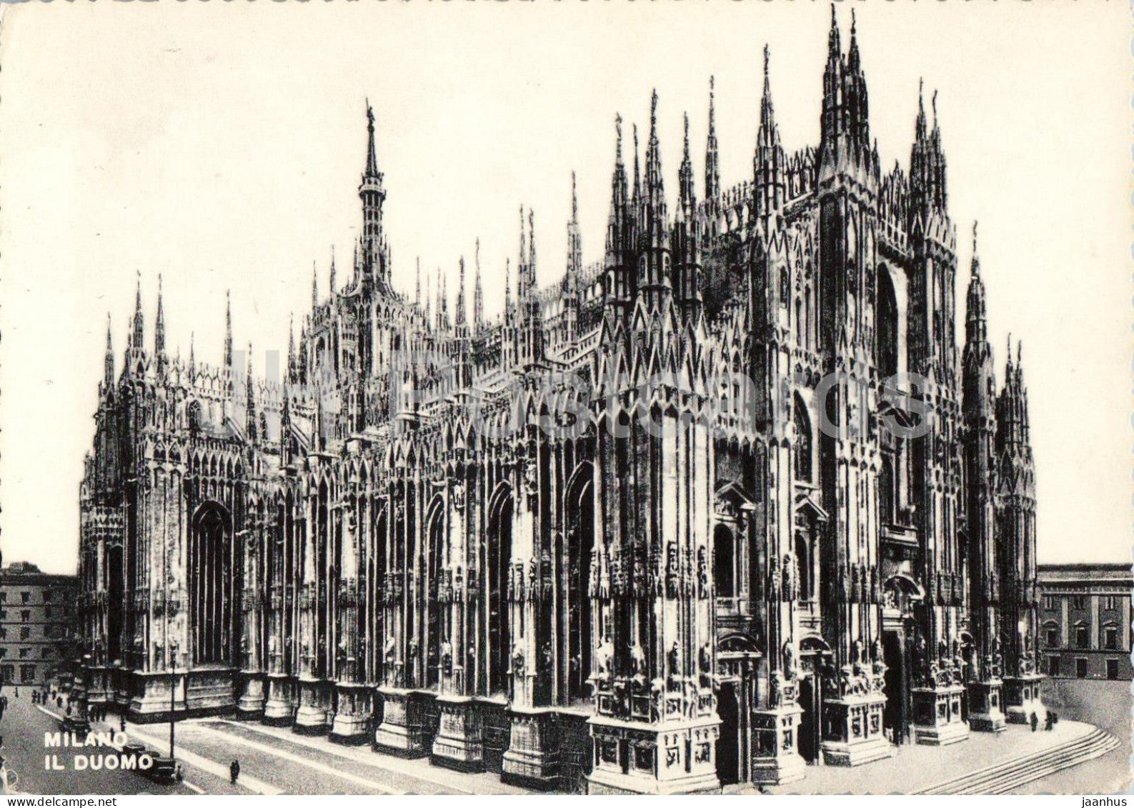 Milano - Milan - Il Duomo - cathedral - L 15 - old postcard - Italy - unused - JH Postcards