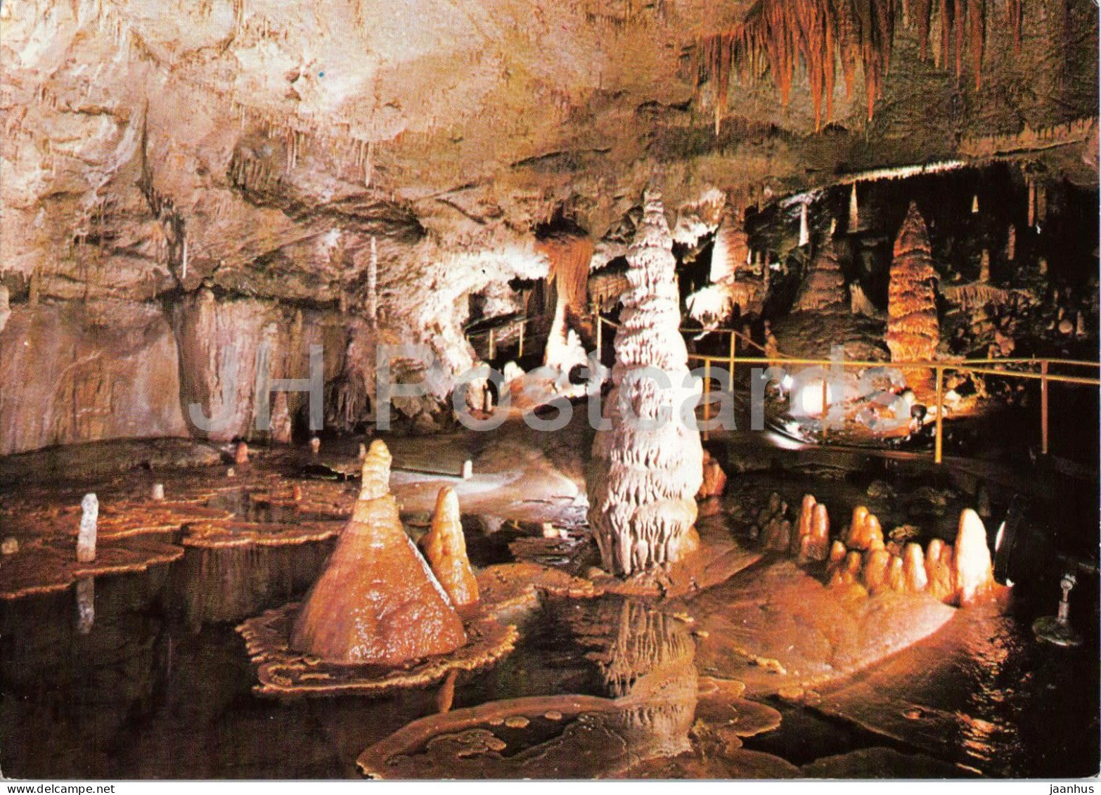 Demanovska Cave of Freedom - Jaskinia - cave interior stalactites stalagmites - Slovakia - Czechoslovakia - unused - JH Postcards
