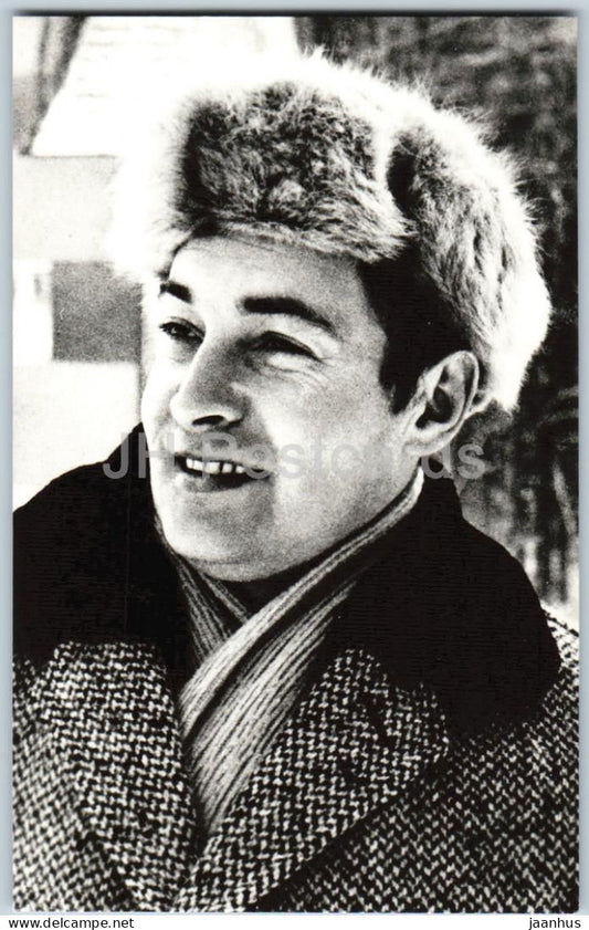 Vyacheslav Tikhonov - Soviet - Russian actor - 1988 - Russia USSR - unused - JH Postcards