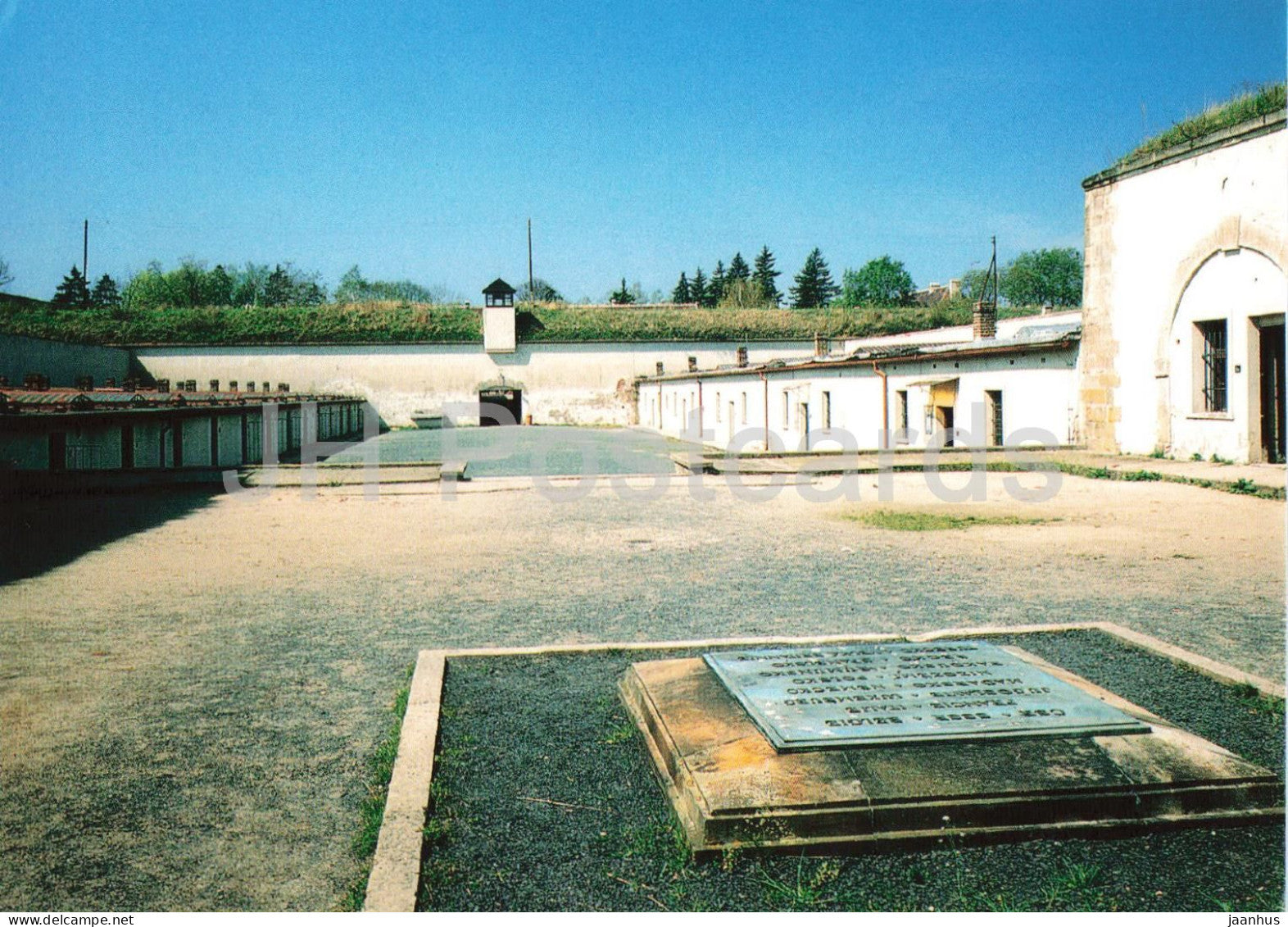 Terezin Memorial - Pamatnik Terezin - IV. dvur Male pevnosti - 4th courtyard of Small Fortress - Czech Republic - unused - JH Postcards