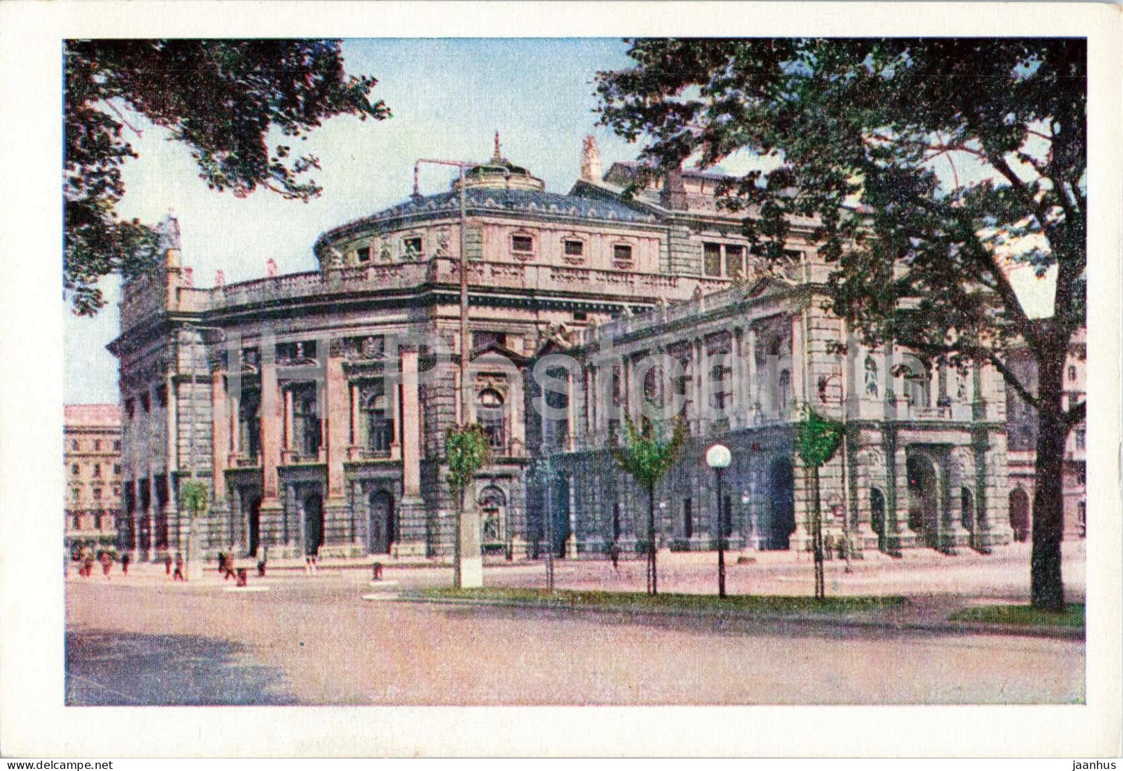 Wien - Vienna - Burgtheater - grand theatre facade - 2744 - old postcard - Austria - unused - JH Postcards