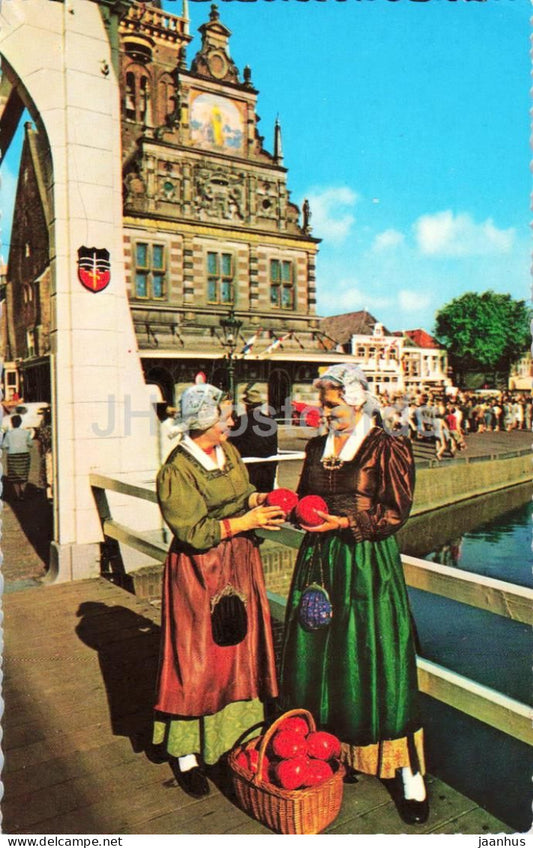 Alkmaar Kaasmarkt - Alkmaar cheese market - traditional costumes cheese market - 1960s - Netherlands - used - JH Postcards