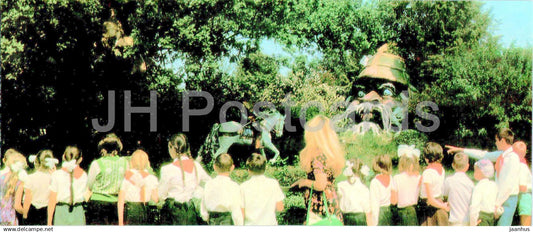 Simferopol - corner of fairy tales at the city park for children - pioneers - Crimea - 1978 - Ukraine USSR - unused - JH Postcards