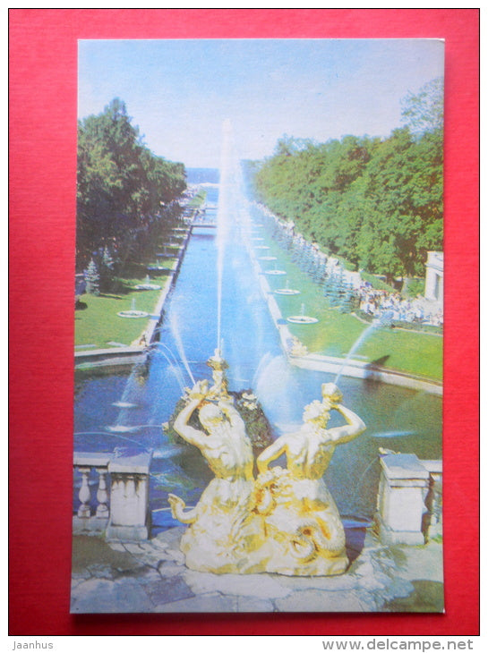 The Great Cascade and Fountain Alley Petrodvorets . The Tritons Fountain - 1973 - Russia USSR - unused - JH Postcards