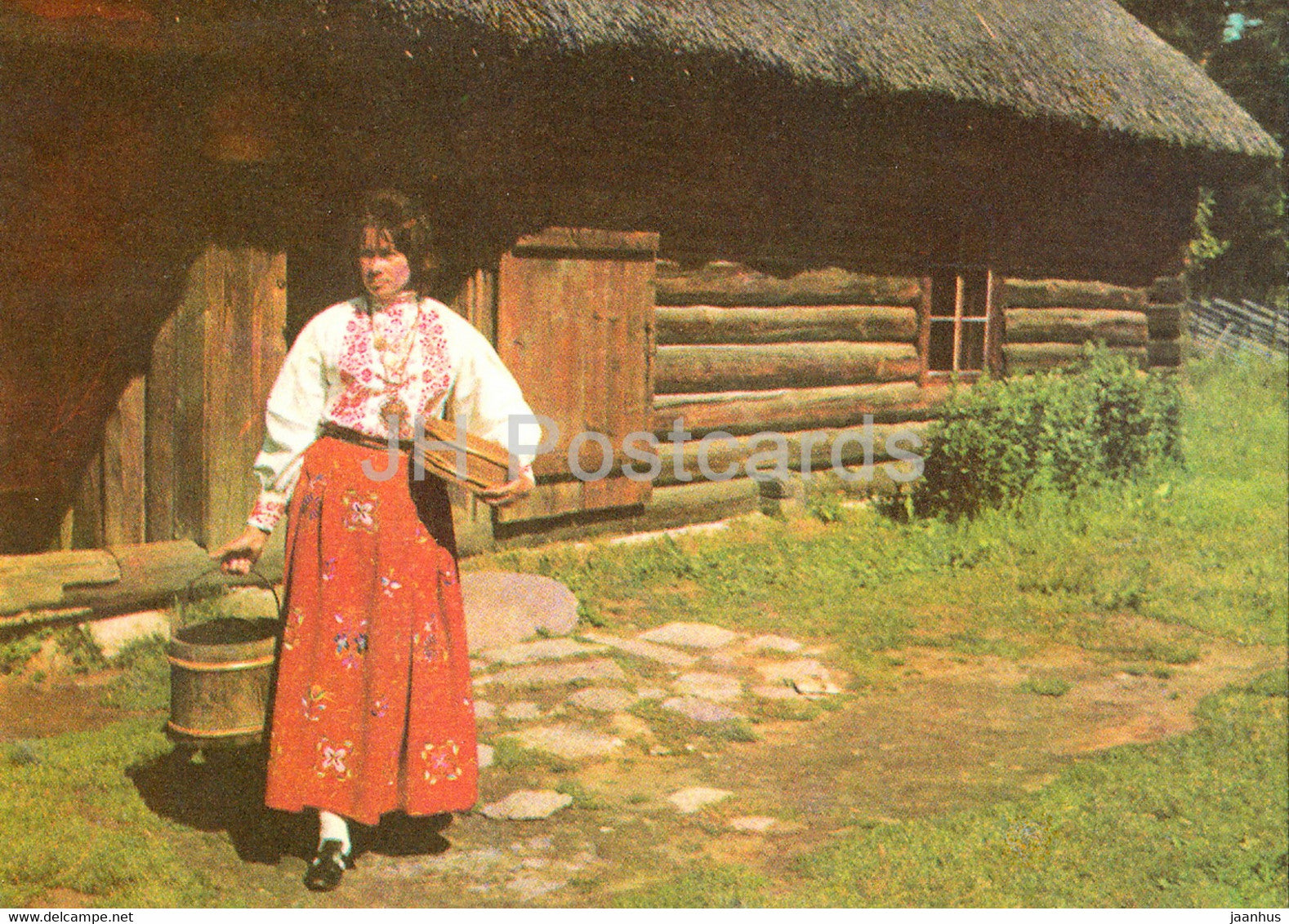 Estonian Open Air Museum - Lihula folk costumes - West Estonian Farmyard - 1977 - Estonia USSR - unused - JH Postcards