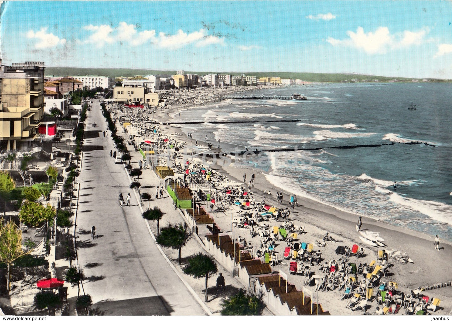 Cattolica - Lungomare e Spiaggia - Promenade along the sea and beach - Italy - 1962 - used - JH Postcards