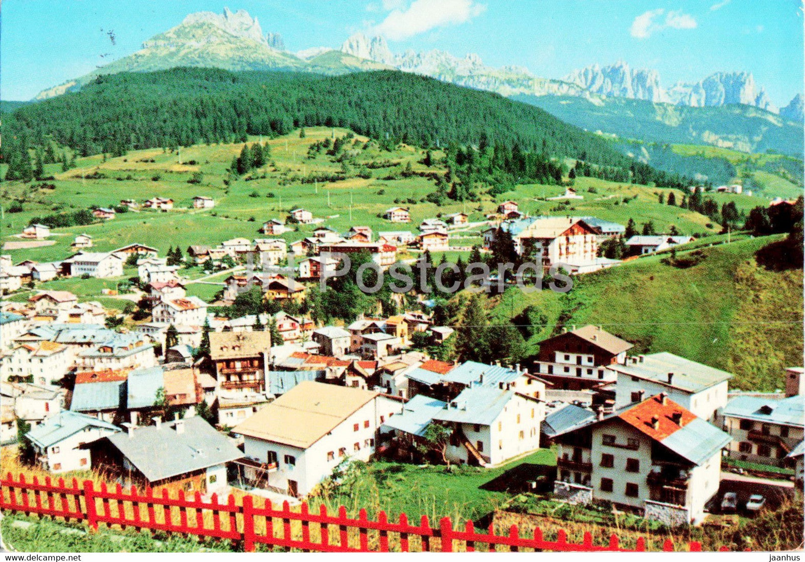 Moena 1199 coi Dirupi di Larsec - 1974 - Italy - used - JH Postcards