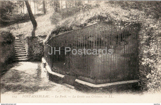 Fontainebleau - La Foret - La Grotte aux Cristaux - 124 - old postcard - France - unused - JH Postcards