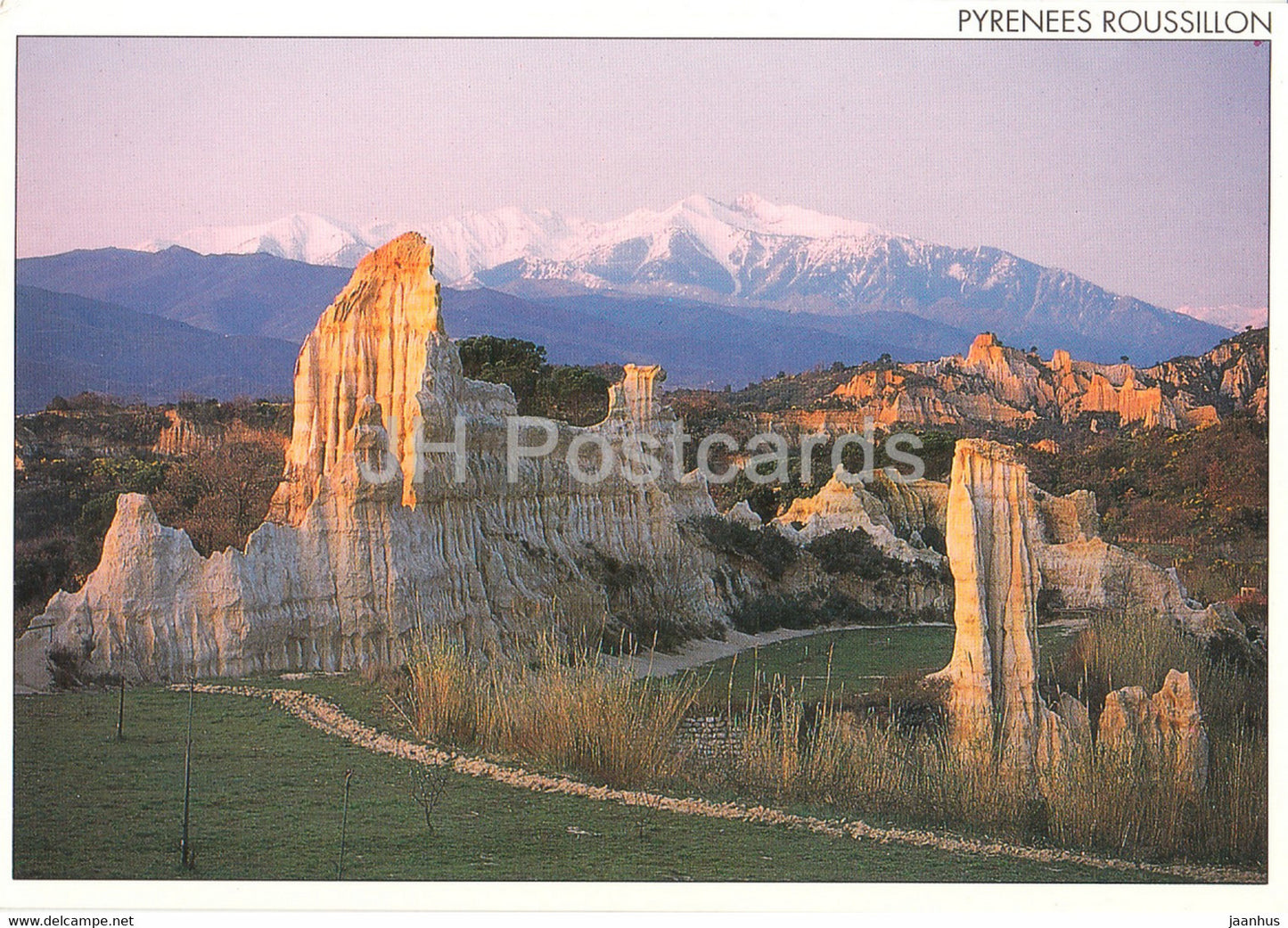 Pyrenees Roussillon - Les Orgues - France - unused - JH Postcards