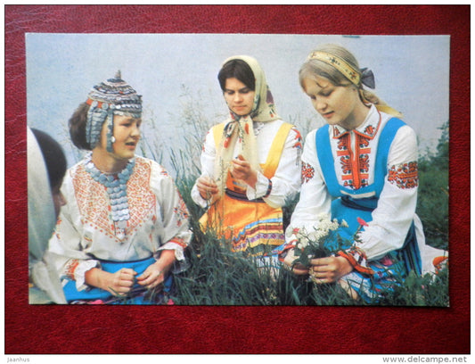 Chuvash girls in national costumes - Volga river - 1972 - Russia USSR - unused - JH Postcards