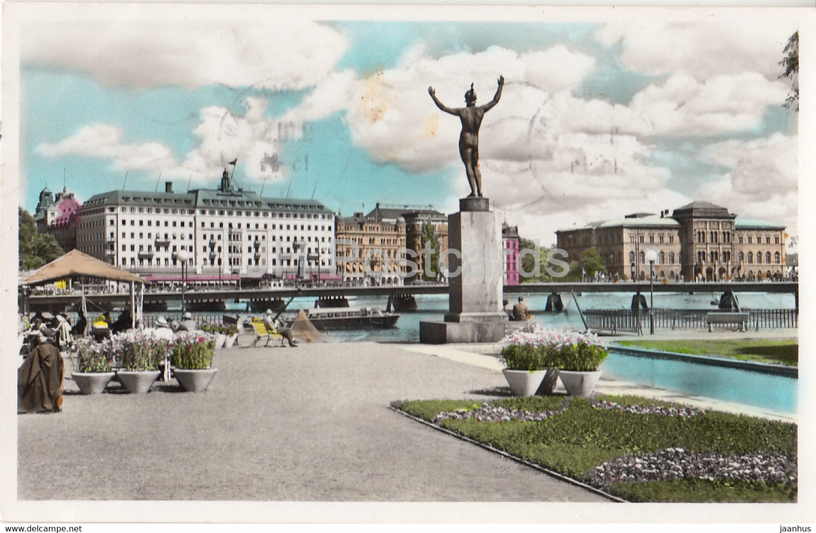 Stockholm - Stromparterren med Grand Hotel och Nationalmuseum i bakgrunden - museum old postcard - 1954 - Sweden - used - JH Postcards