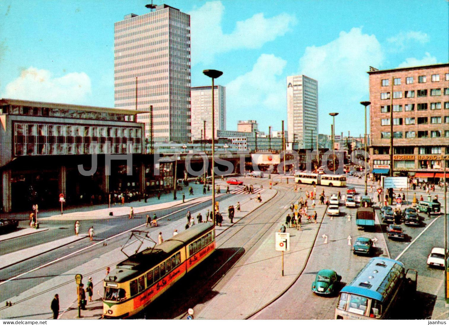 Essen - Bahnhofvorplatz - tram - bus - 43 - 1971 - Germany - used