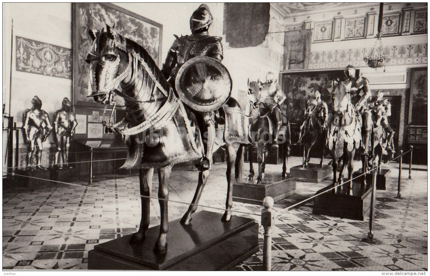 a group of mounted knights - armor - Hermitage - Knights' Hall - St. Petersburg - 1986 - Russia USSR - unused - JH Postcards