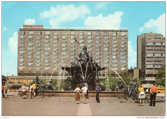 Neptunbrunnen - Neptune fountain - Berlin - Germany - DDR - unused - JH Postcards