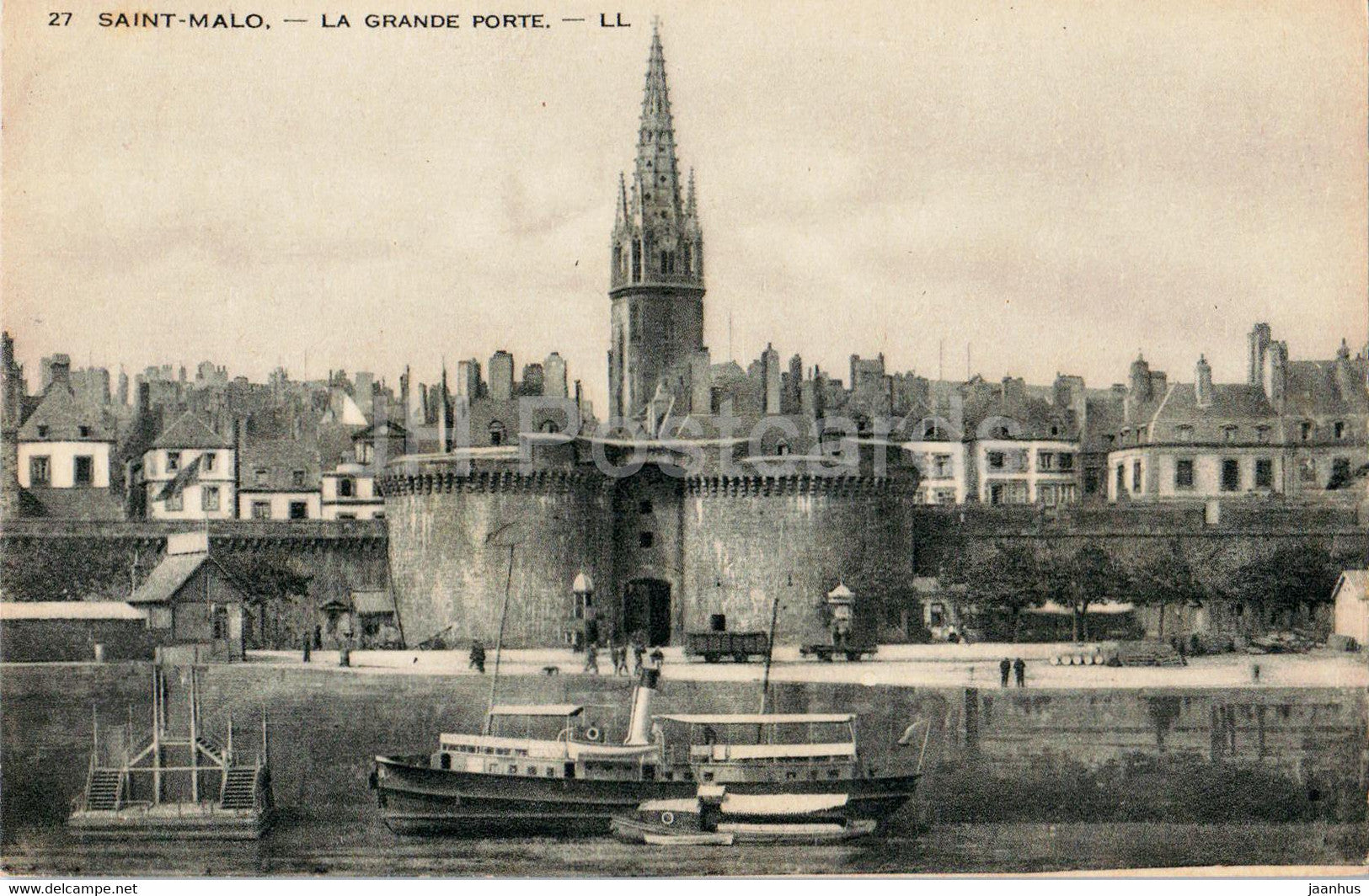 Saint Malo - La Grande Porte - boat - ship - 27 - old postcard - France - unused - JH Postcards
