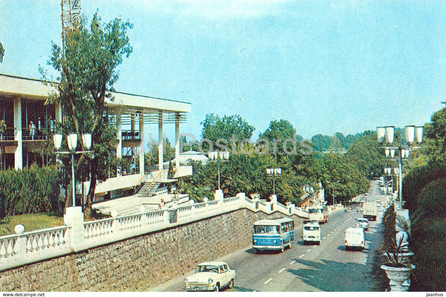 Sochi - Resort avenue - prospekt - bus - car Volga - 1972 - Russia USSR - unused - JH Postcards