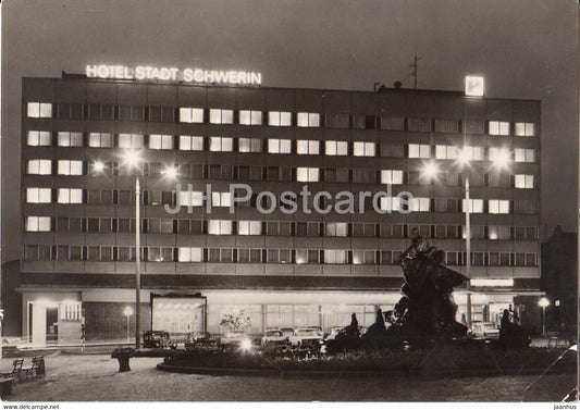 Schwerin - hotel Stadt Schwerin - 1976 - Germany DDR - used - JH Postcards