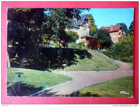 Jardin Docteur Fauvel - Villennes sur Seine - Yvelines - France - sent from France to Estonia USSR Elva 1974 - JH Postcards