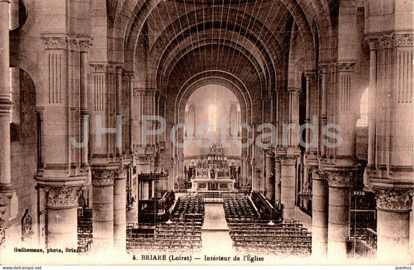 Briare - Interieur de l'Eglise - church - 4 - old postcard - France - unused - JH Postcards
