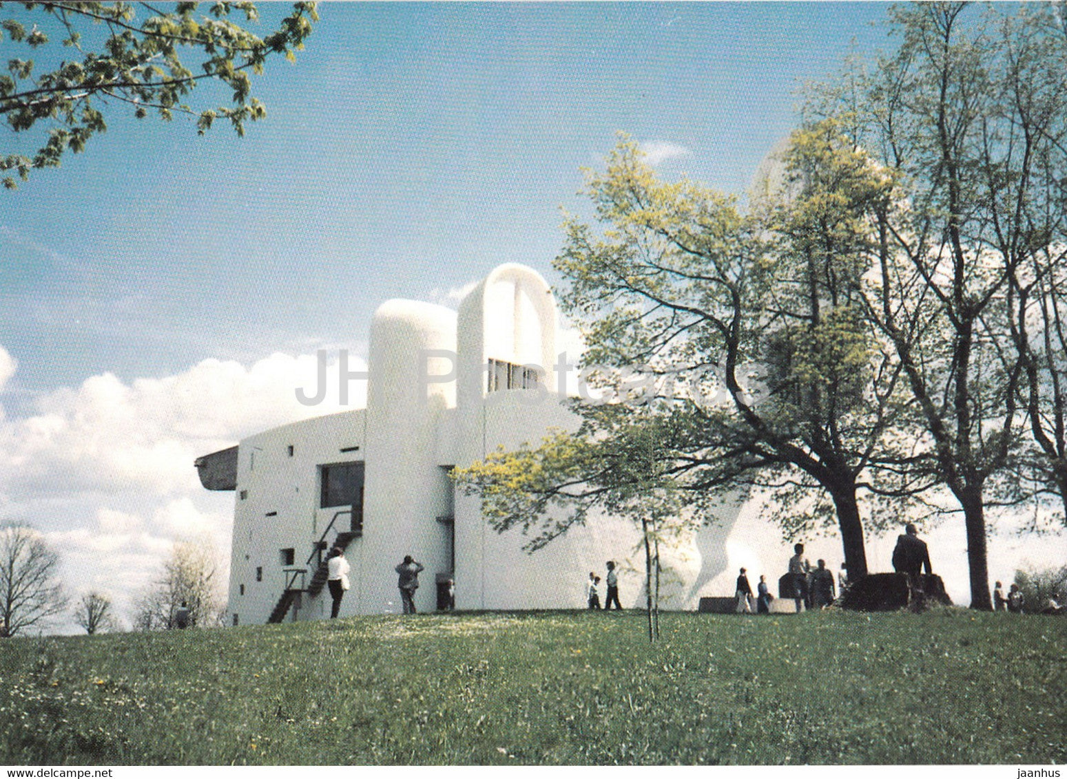 Ronchamp - Chapelle de Notre Dame du Haut - France - used - JH Postcards