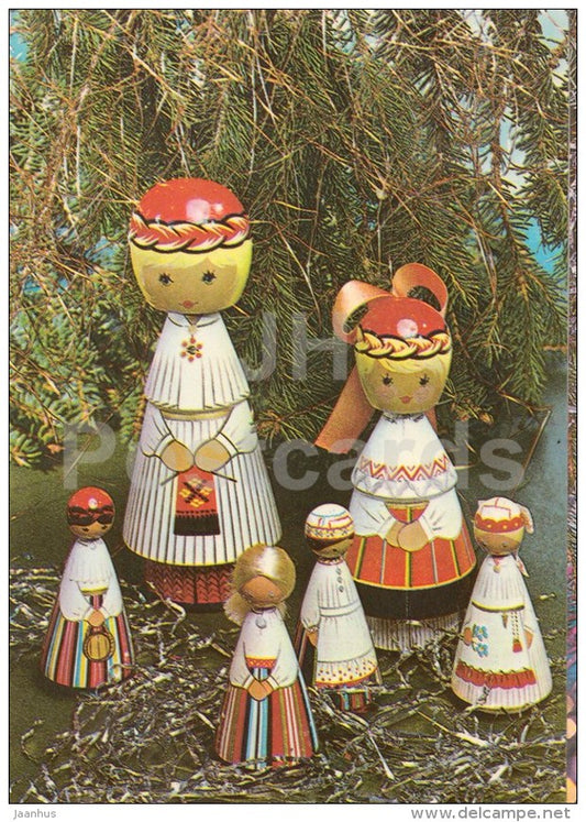 New Year Greeting card - 1 - wooden dolls in Estonian folk costumes - 1983 - Estonia USSR - used - JH Postcards