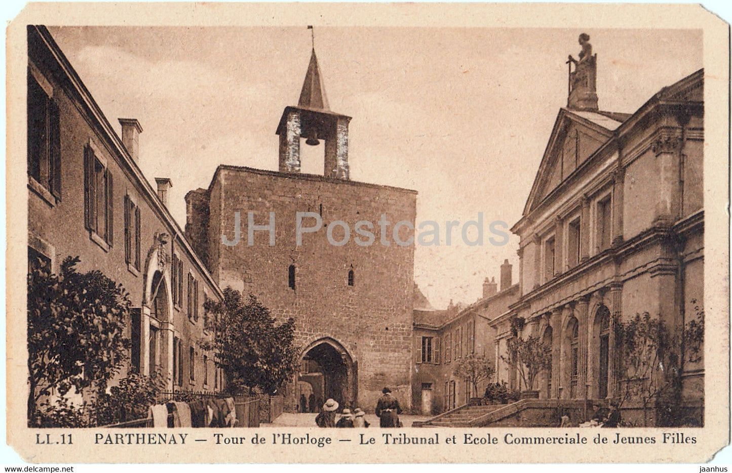 Parthenay - Tour de l'Horloge - Le Tribunal et Ecole Commerciale de Jeunes Filles - old postcard - 1948 - France - used - JH Postcards
