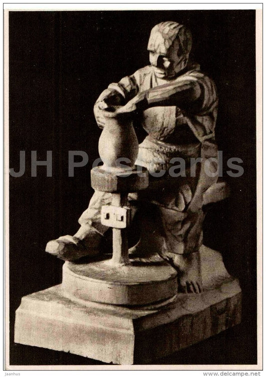 sculpture by S. Karanauskas -  Village Potter - wood - Lithuanian Folk Sculpture - 1958 - Lithuania USSR - unused - JH Postcards