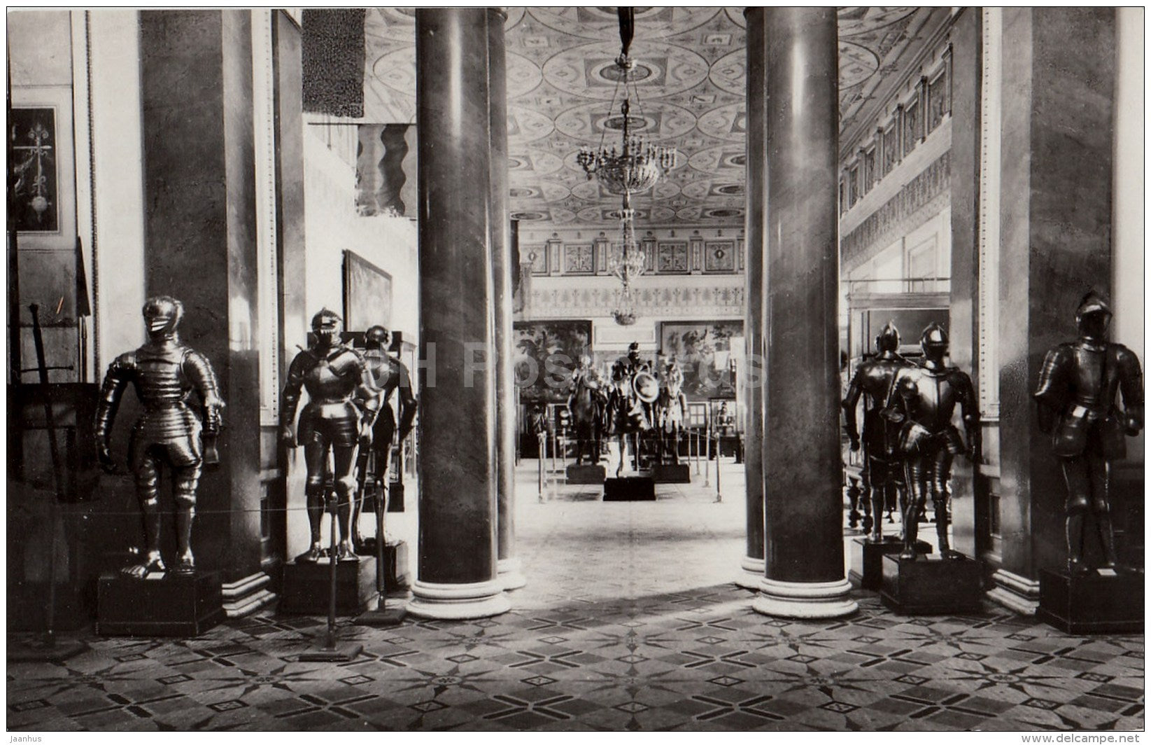 general view of Knights Hall - armor - Hermitage - Knights' Hall - St. Petersburg - 1986 - Russia USSR - unused - JH Postcards