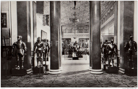 general view of Knights Hall - armor - Hermitage - Knights' Hall - St. Petersburg - 1986 - Russia USSR - unused - JH Postcards