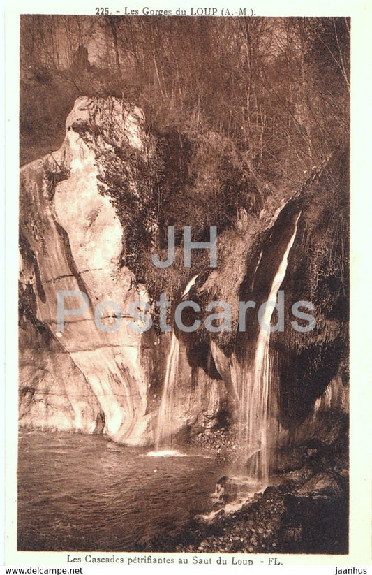 Les Cascades petrifiantes au Saut du Loup - old postcard - France - unused - JH Postcards