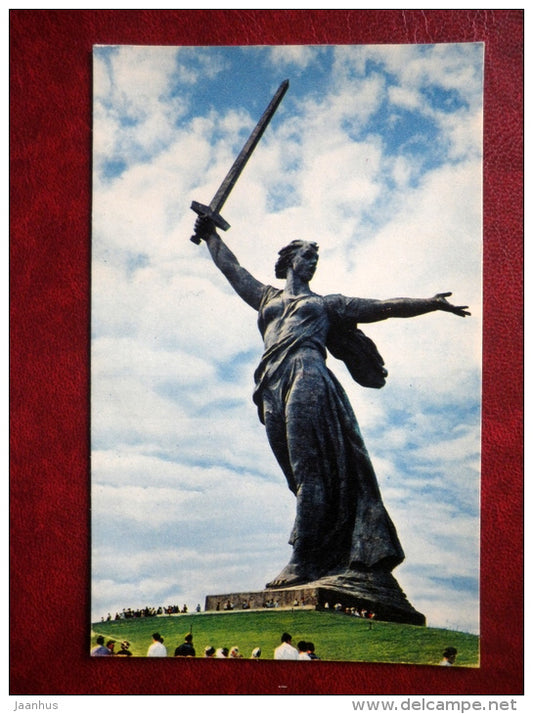 Main Monument - memorial - battle of Stalingrad - Mamayev Kurgan - Volgograd - 1968 - Russia USSR - unused - JH Postcards