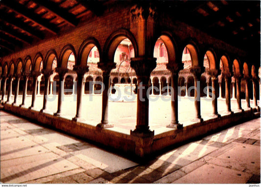 Venezia - Venice - S Michele in Isola - Island of St Michael - cloister - St Christopher Chapel - 4 - Italy - used - JH Postcards