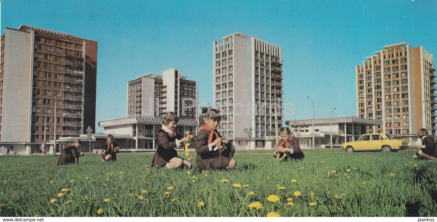 Minsk - Zeliony Lug 5 district - children - pioneers - car Zhiguli - 1983 - Belarus USSR - unused - JH Postcards