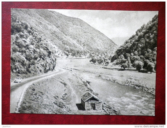 road near the village of Pasanauri - Georgian Military Road - 1955 - Georgia USSR - unused - JH Postcards