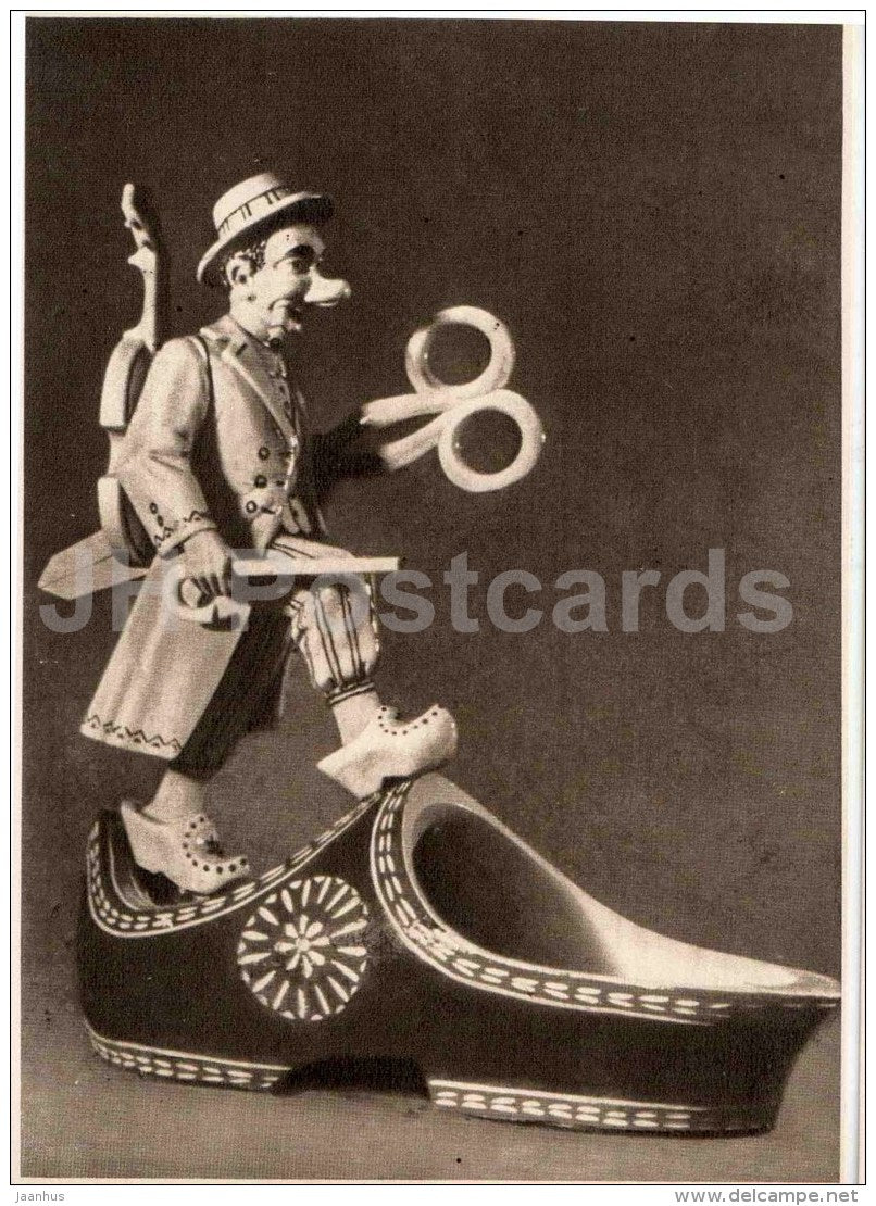 sculpture by P. Kalenda - Juze from Palanga - scissors - Lithuanian Folk Sculpture - 1958 - Lithuania USSR - unused - JH Postcards
