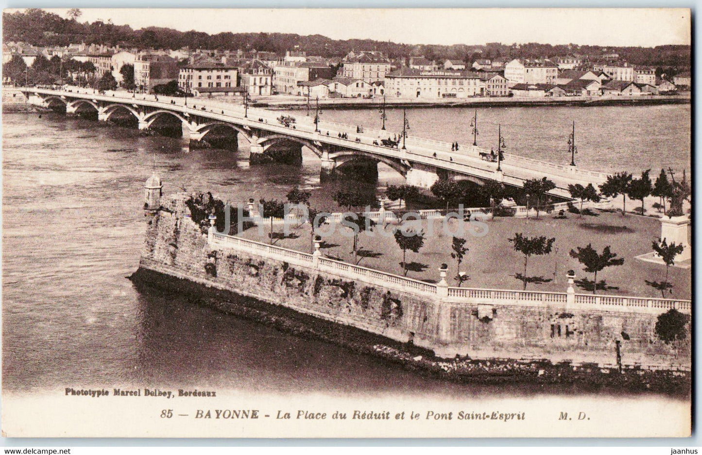 Bayonne - La Place du Reduit et le Pont Saint Esprit - bridge - 85 - old postcard - France - used - JH Postcards